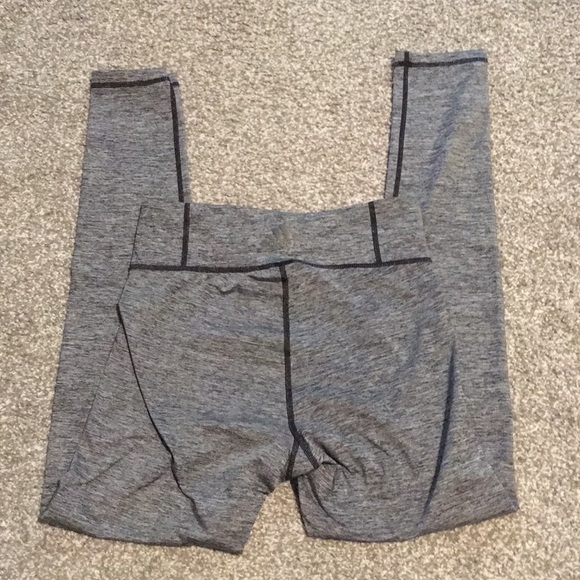 NWOT Adidas tights size S - Picture 5 of 6